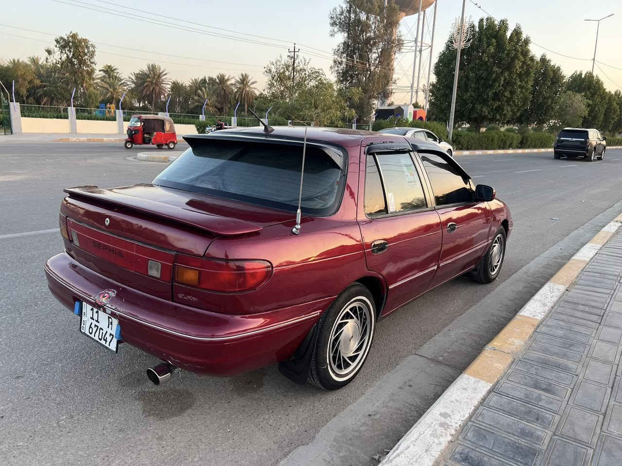 للبيع كيا سيفيا موديل 94
#كير اوتماتيك
مكينه مفتوح مكفولات
تبريد شغال منضومه كله حاويه
حداديه 100/100 كله جديد
تخم تاير جديد 
صبغ عام جماليه جارده وصبغته بدون تحميل معجون 
مكفوله من الضربه الطخه والكص 
السكن بابل ناحية الشوملي 
السعر 38 وبيه مجال 
***********

