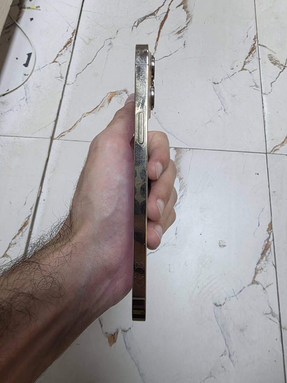 ب 380 الف 
ايفون 13 برو ماكس شرق اوسط مقفول ايكلود
جهاز بلادي ووتر بروف مامبدل بي اي شي بطارية بال 90 
مشكلته الوحيدة فقط مقفول ايكلود
مكاني فلوجة
للتواصل خاص او الرقم ***********
