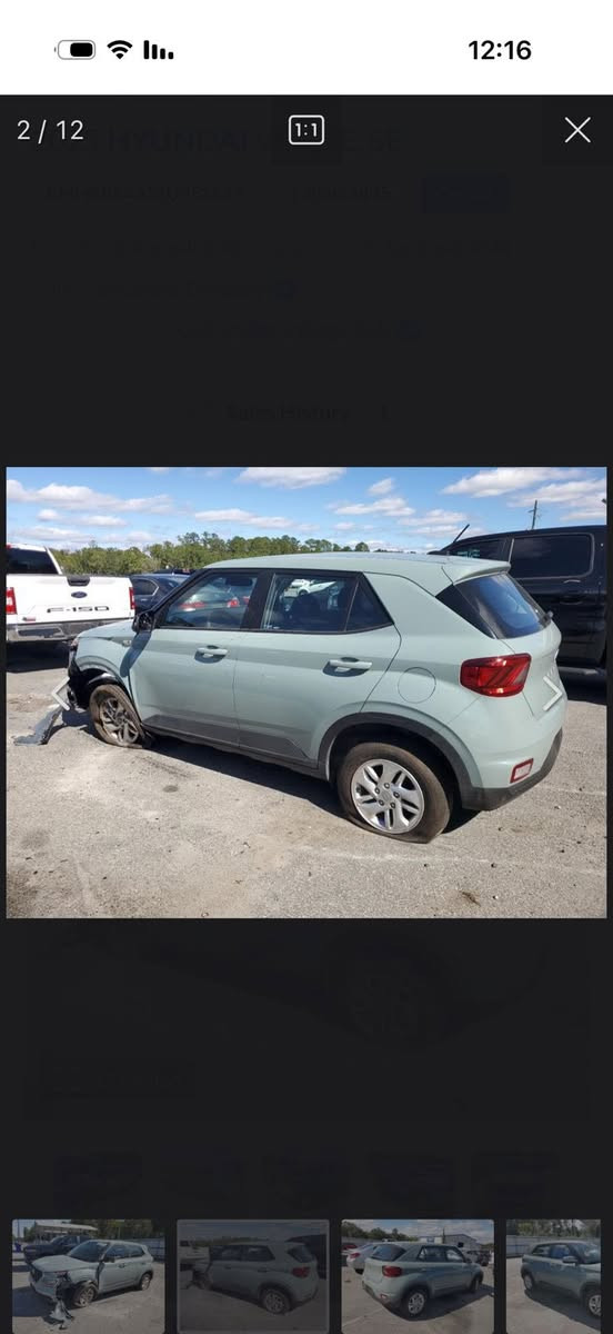 السلام عليكم
للبيع فينو 2025 
المواصفات عاديه 
ماشيه 4 الف فقط 
السياره موجودة في الحره 
الظرر موضح في الصور فقط خشم الجاملغ 
بدون ايرباك 
للاستفسار الاتصال على الرقم ***********
السعر 96 وبيها مجال شي بسيط 
السياره موجودة في الحرة
