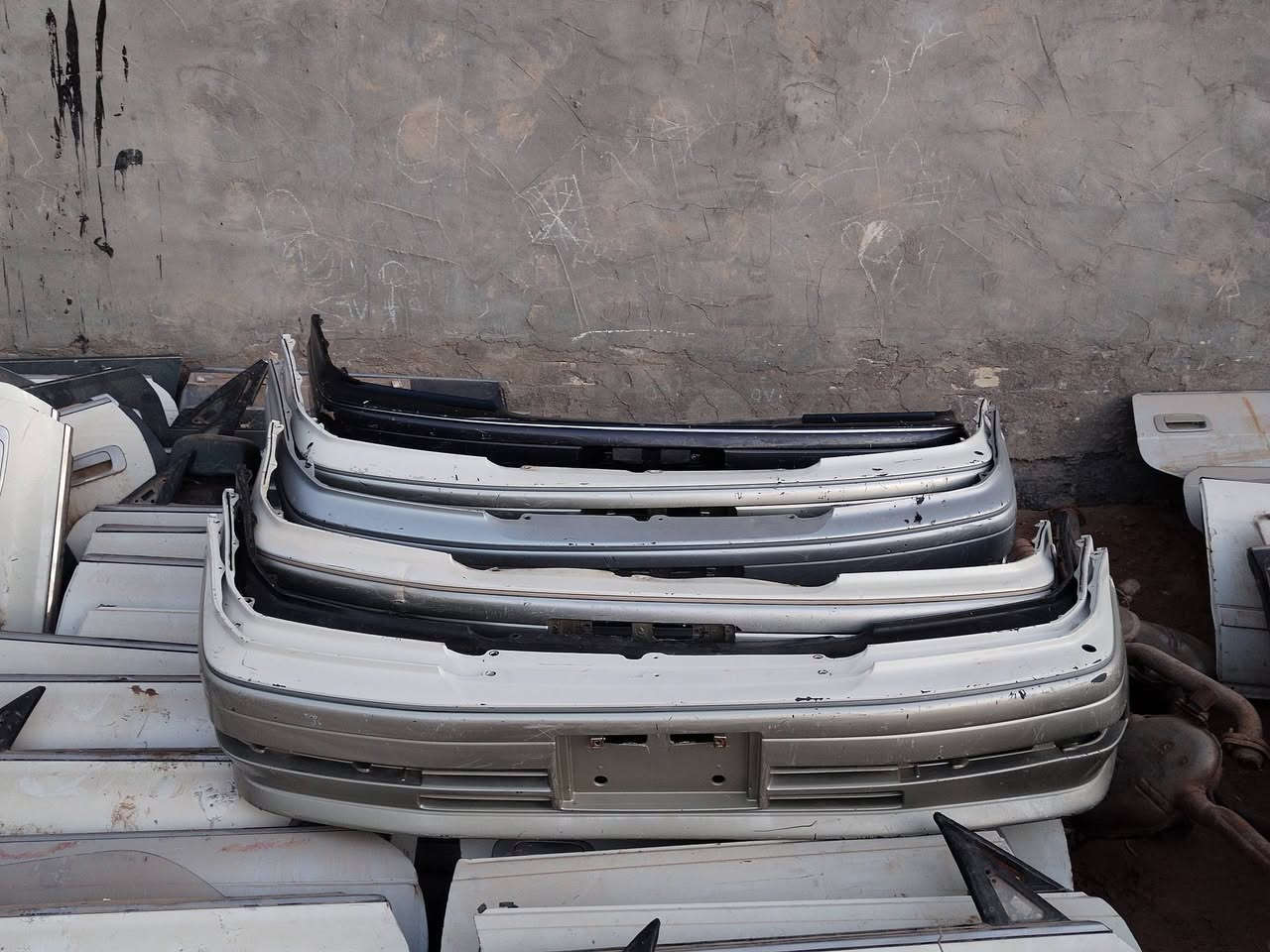 متوفر بيبان +جاملغات + بنيد+دعاميات 
موجود اي شي يخص الافلات 
اسعار مناسبة 
مكاني كربلاء
***********
