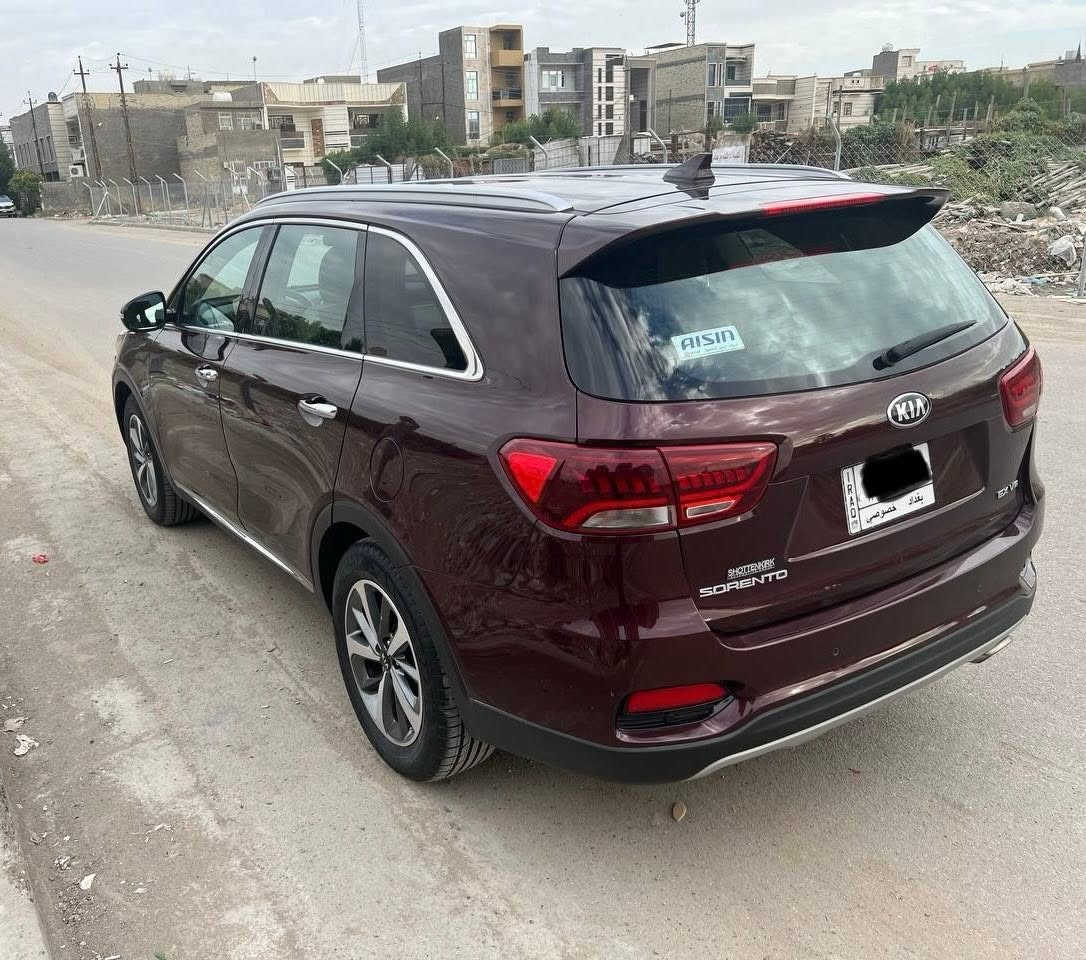 سورنتو 2019 Ex فول مواصفات امريكي 6 سلندر 3.3 رقم بغداد ماشية 40000 مايل  مكانها بغداد حادثها موضح بالصور السعر 195 و بيها مجال بيع فقط بدون مراوس التواصل على الرقم ***********أو *********** غير متواجد على الفيس

