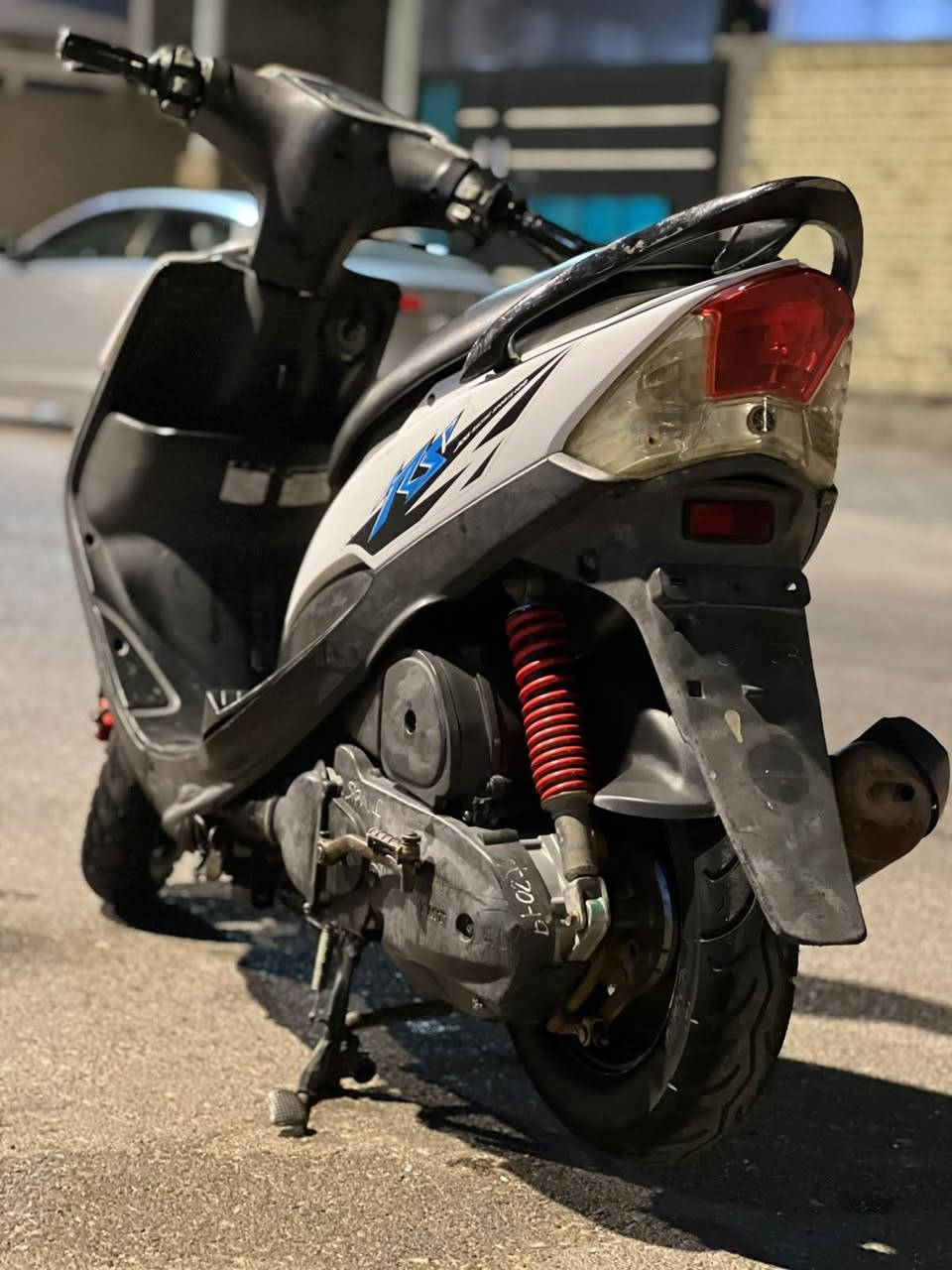 ماكس عدلة  للبيع دراجة نضيفة ما بيهة اي نقص كلشي شغال بيهة وبلادية  مكينة ما مفتوحة نضيفة ناعمة شرط الفحص السعر 800 وبيهة مجال  العنوان البصرة ياسين اخريبط رقم الهاتف ***********
