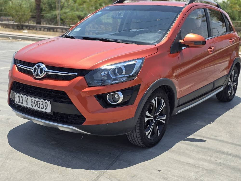 سيارة BAIC X25 موديل2020
 رقم بغداد انكليزي 
ماشيه 100 الف قابل لزيادة
محرك 1500 
مكينة وگير ياباني مكفولات 
شاشة لمس 
حساسات خلفية
تحكم بالستيرن (وضعتين)
إشارات بالمرايا
مثبت سرعة
تبريد فول
كشنات جلد
عليها ادامة 
سيارة جاهزة من كلشي ترايها وين ميعجبك 
عليها منظومة غاز ايطالي التفويله تمشيك شهر ب١٠ الاف
السعر 74 
مكاني نجف
للبيع او المراوس
*********** النجف, العراق
