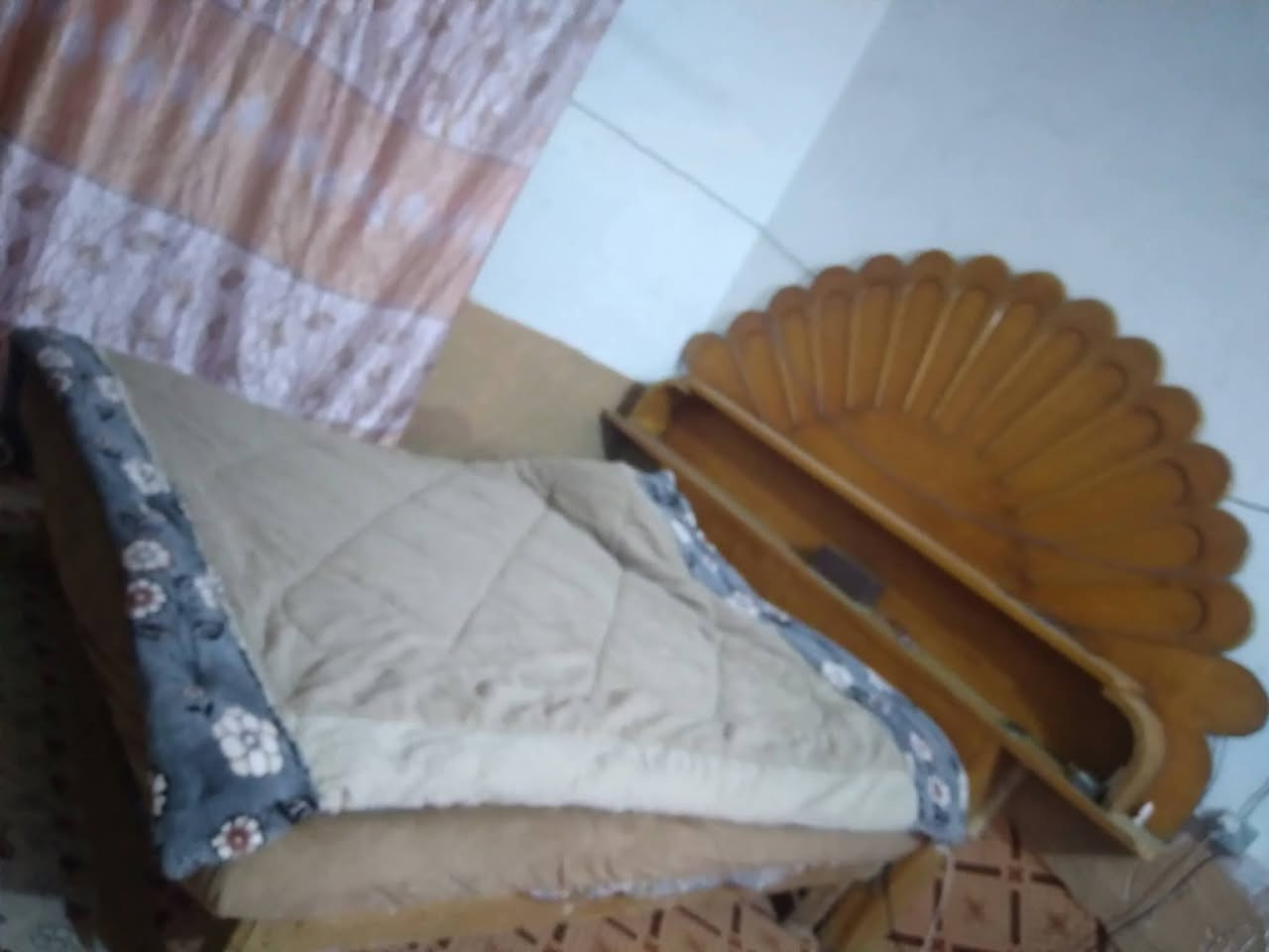 للبيع جربايه صاج اللاصلي 
ميز تواليت  صاج اللاصلي 
عنواني كوفه 17 تموز دور الحوزه 
واتساب ***********
