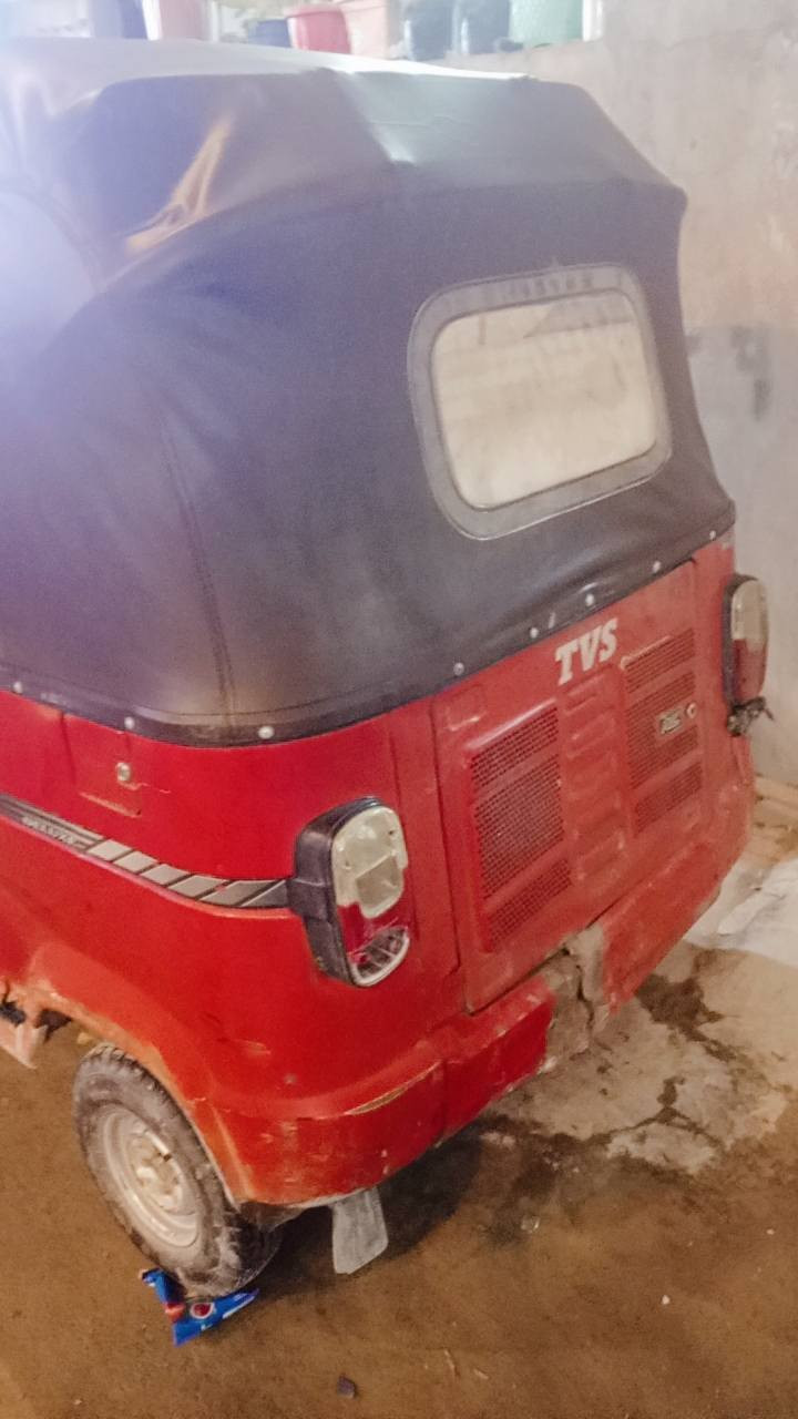 تكتك لبيع موديل 2019 سعرها مليون و 800وبيها مجال لشراي تواصل رقم ***********
