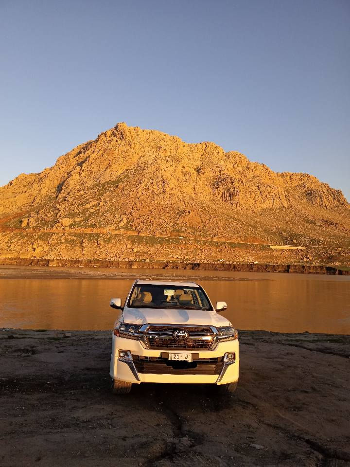 تۆیۆتا لاند گرۆزەر مۆدیل ٢٠١٤ بۆفرۆشتن
مواسەفات jxr
شەش پستۆنە
سەنەوی تا ٢٠٣١ تازەیە بەناوی خۆمەوەیە
تایەی تازەیە
شانی داوە بە لای سایەق ئەوەی تر کێشەی نیە
هەموو گیانی ئیش دەکات بە شەرت
شەنسی هیچی پێوە نییە سەیارەکە زۆر توندو تۆڵ و بێ کێشەیە 
0750 328 9361
شوێن ڕانیە رانية, السليمانية
