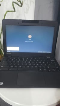 لابتوب وسط • مناسب للدراسة • يشغل كل البرامج