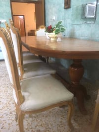 ميز طعام • كراسي • حي الجهاد