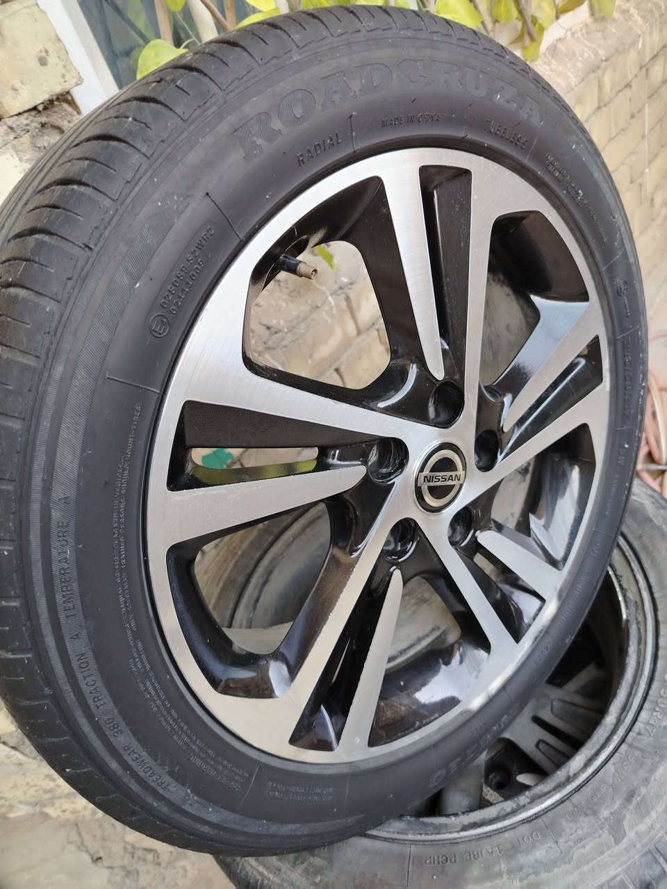 السلام عليكم
تخم ويل كب ١٧ النترا اصلي مع تخم تاير ١٧ ٥٠ ٢١٥ نظافة ٧٠٪
السعر ٢٥٠ الف
مكاني بغداد الدورة عالخط السريع ***********
