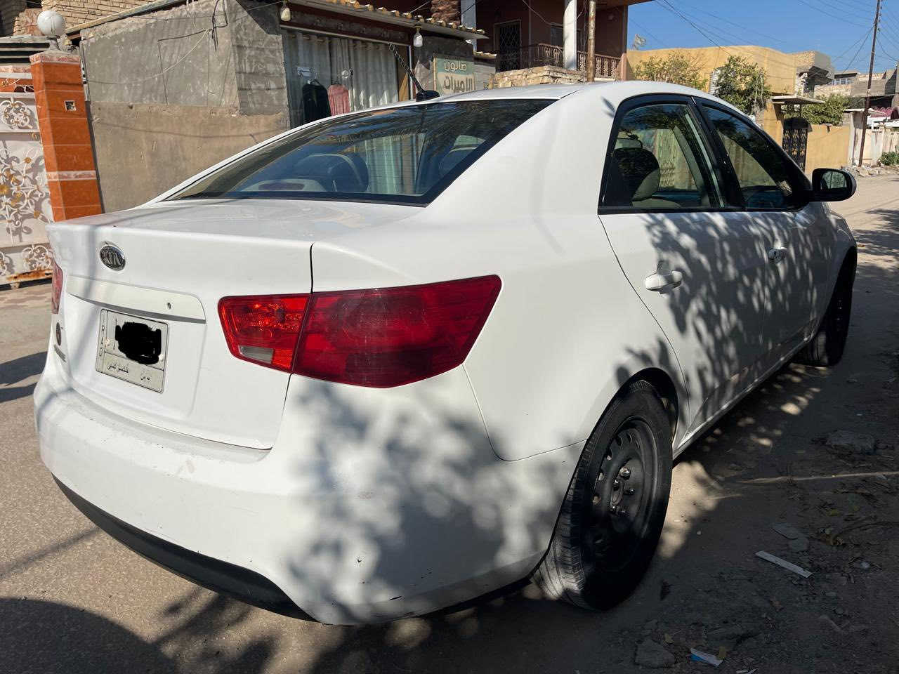 فورتي 2011
حادث امريكا جاملغ وبنيد
بالعراق بيه بارد صفحه السايق بين البابين
مگينه 2000  جديده
كير سته نمر
منظومة تبريد جديده
سياره رقمه بابل
سعرها شده وبيه مجال
***********
