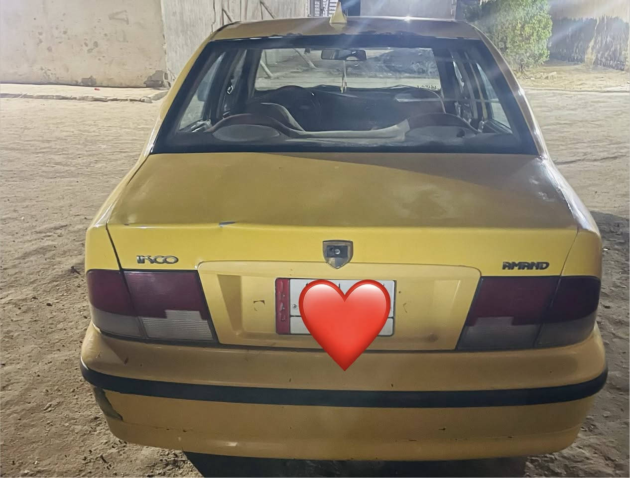 السلام عليكم سمند11جاهزه السياره من كلشي سنويه لل29مداور مكان السياره عباسيه السعر 23لاتصال ***********
