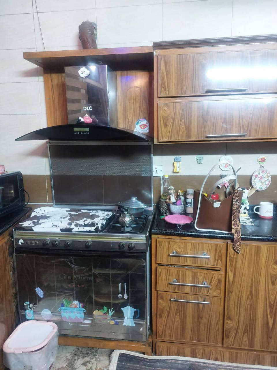 كاونتر المنيوم سطح مرمر ب٧٥٠  مكان بعقوبة السراي للعلم مفصلي بمليونين و٧٠٠ نضيف جدا


**إذا كنت صاحب هذا الإعلان وتريد حذفه لأي سبب، رجاءا أرسل رسالة إلى الدعم الفني**