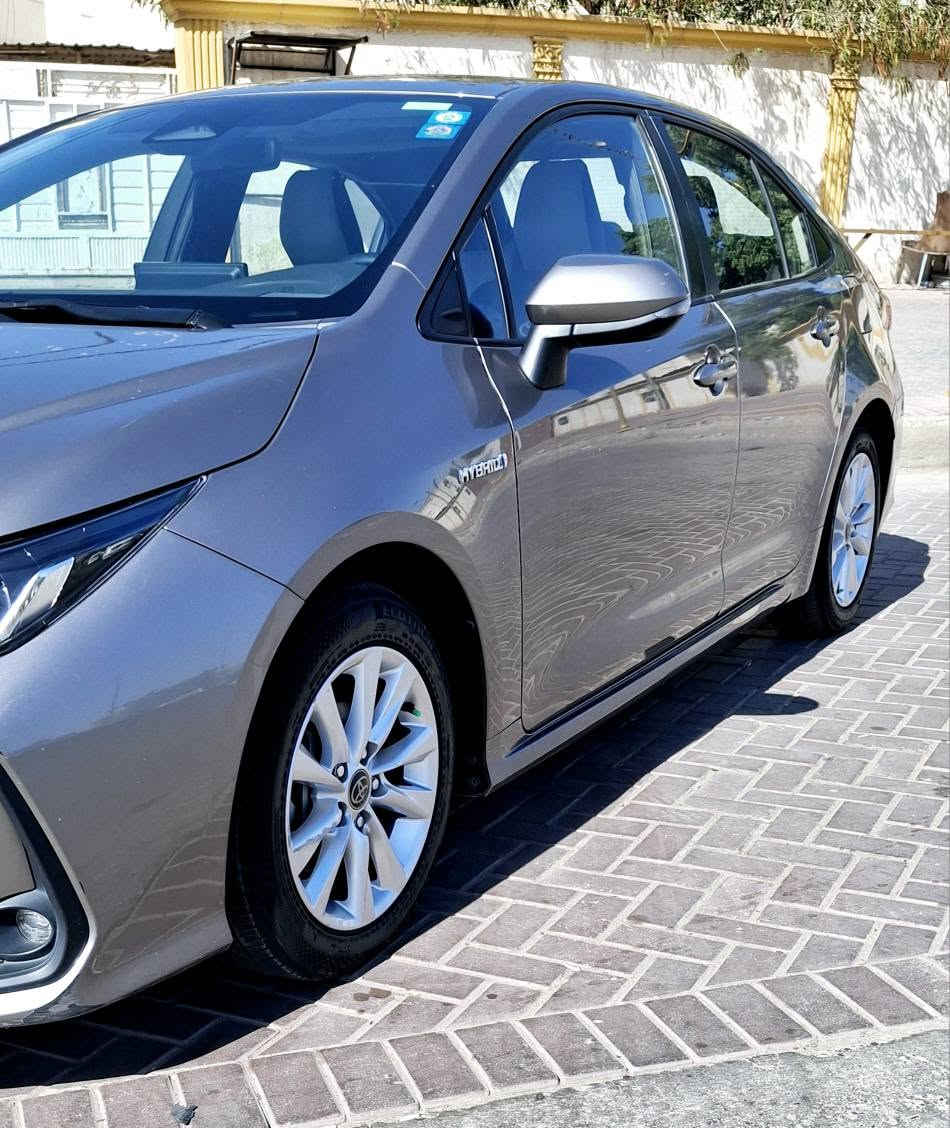 السلام عليكم كورلا  ٢٠٢٣ شكل الخليجي بانزين وهايبرد السياره بسمي رقم بغداد دولي تحويل مباشر السياره جديده ماشيه ٥٠ الف فول مواصفات بصمه تشغيل فتحه سقف شاشه اندرويد السياره مكفوله عدا هاذا الشخط الي بالجاملغ الخلفي كير مكينه شرط مامفتوحات صدر أمامي وخلفي جديد تخم تاير السياره على وضع الشركه السعر   ١٣٧   بيهه مجال للاتصال  ***********  مكان بغداد بغداد, العراق
