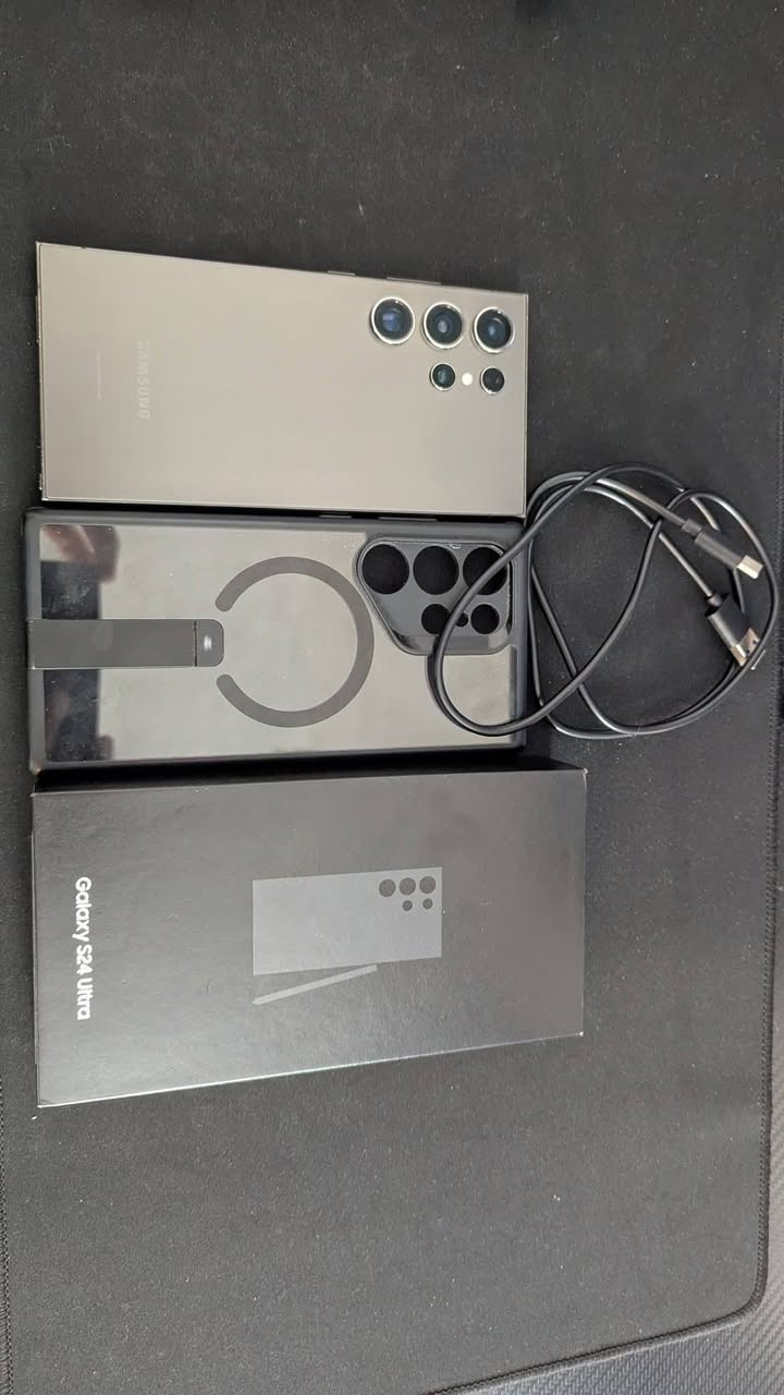 السلام عليكم.
كالكسي S24 Ultra للبيع فقط.

لون تيتانيوم بلاك .نسخة 256GB جهاز نظيف حيل وملحقاتة موجودة كارتونة وكيبلة الأصلي + كفر Magnetic. 

سعر الجهاز ٩٥٠ الف. واللي يشوف السعر غالي يعبر المنشور وانشاء الله يلكة الاحسن والارخص منة.

مكان الجهاز النجف


**إذا كنت صاحب هذا الإعلان وتريد حذفه لأي سبب، رجاءا أرسل رسالة إلى الدعم الفني**