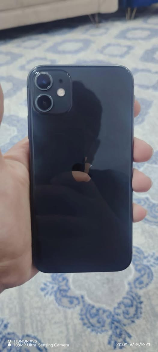 سلام عليكم
ايفون١١
الون اسود 
بلادييي  مابي اي شيً مبدل 
ذاكره 64
بطاريه٧٩ ماتصرف   بلاديه 
تواصل واتساب ***********فقط
