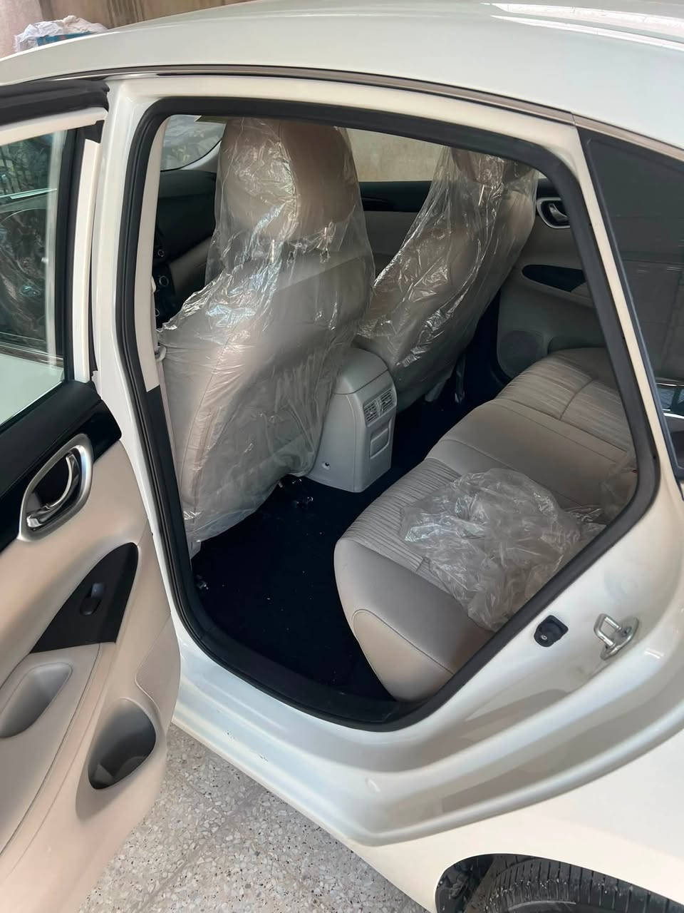 نيسان سنترا موديل ٢٠٢٥سياره زيررو كفاله عامه فول موصفات ماشيه٥٠٠٠بريحه لوكاله سعر ١٣٦قفل/***********مكاني بصره
