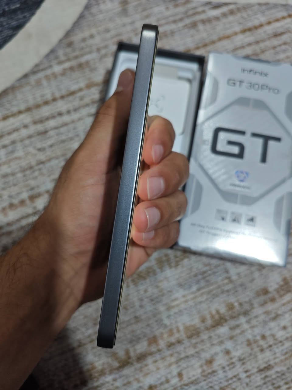 انفنكس Gt 30 برو مستخدم 5 ايام فقط جديد ذاكرة 256 رام 24 بي شفتات لمس ببجي يدعم 120 فريم بطارية 5500 مواصفات راقية سعر 400 الف شراي خاص...


**إذا كنت صاحب هذا الإعلان وتريد حذفه لأي سبب، رجاءا أرسل رسالة إلى الدعم الفني**