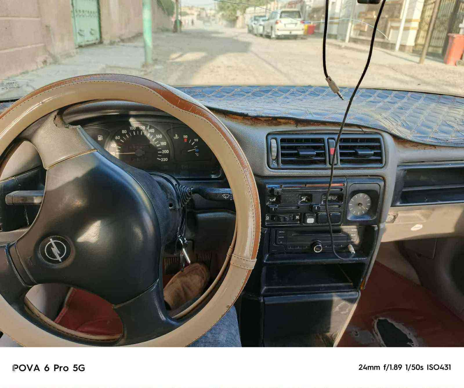 سلام عليكم أوبل فيكترا مكينه برنس مكفوله سياره نضيفه من نوزلات من كلشي كامله بس بيه طبله موزينه مكاني بغداد أبو غريب 
27 وبيه مجال ***********
