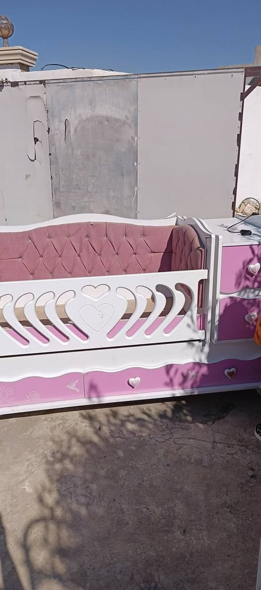 الجرباية الوردية  100 والبيضية 50 والعارضات كلهن 50


**إذا كنت صاحب هذا الإعلان وتريد حذفه لأي سبب، رجاءا أرسل رسالة إلى الدعم الفني**