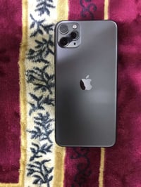 11برو ماكس ذاكرة 256/بطارية 75/ الجهاز مبدل بي فقط شاشة ونوعية كلش حلو...