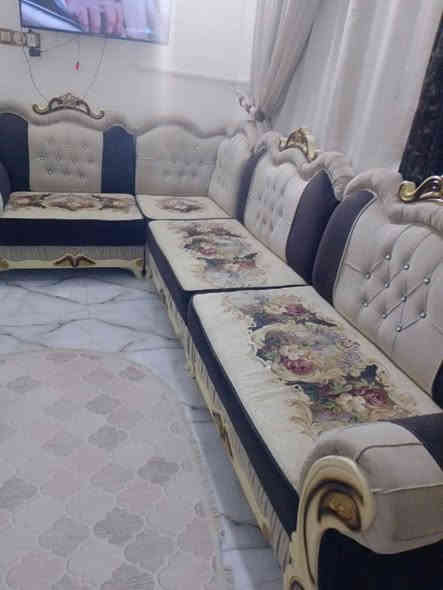 مستعمل
نضيف كلش اخو الجديد
العنوان مقابيل الاطفاء 
الاسستفسار***********
