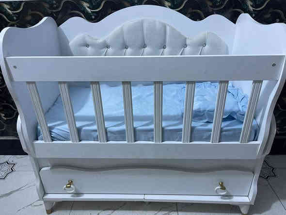 السلام عليكم كاروك بعده جديد مامستعمل هواي مرتب ونضيف ناصرية فقط / ***********
