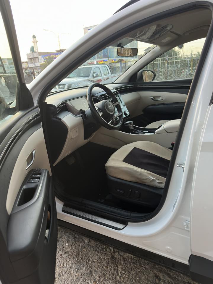 السلام عليكم

توسان 2024 خليجي

ماشيه30 

تشغيل بصمة   

تشغيل عن بعد

سايد بريك دگمة   

كشنات كهرباء

اوتو هولد

بك لايت LED

كروس سرعه

بردات ابواب خلفية

حساسات امامية + خلفية 

تحكم مقود كامل

بصمات عدد 2 

انارة ترحيب

نقطة نزول منحدرات. 

نظام مانع تزحلق 

شاحن موبايل واير ليس  

اشاير بالمري والمري شفط

مخرج AUX + USB‏

وضعيات قيادة

 

مكان بغداد

الشراي يتصل اوواتساب
***********
