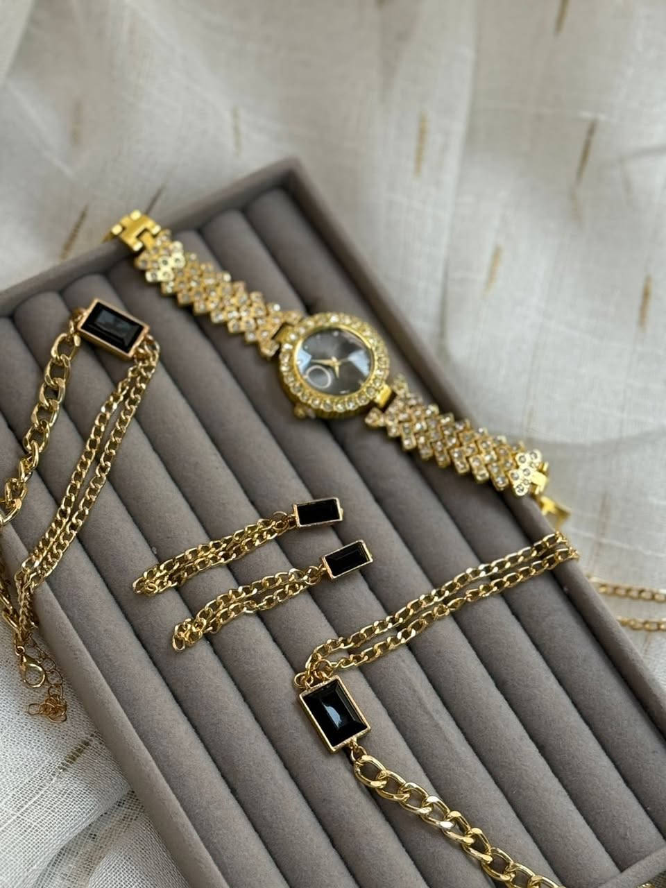 مناسبة العيد متوفر


**إذا كنت صاحب هذا الإعلان وتريد حذفه لأي سبب، رجاءا أرسل رسالة إلى الدعم الفني**