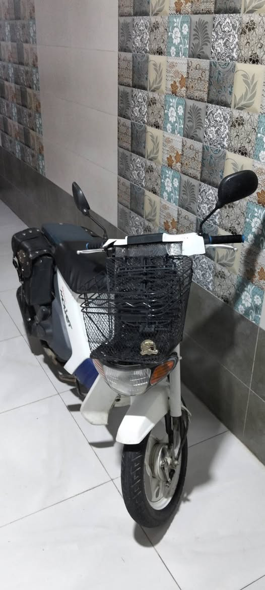 للبيع درجة SUZUKI السعر 350 المكان بغداد الرقم ***********
