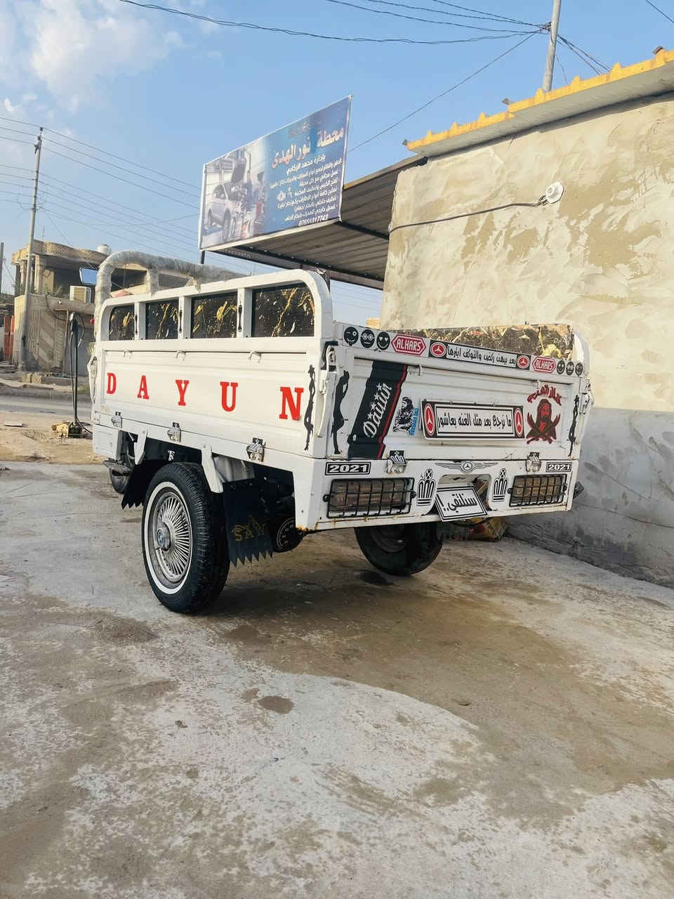 للبيع اصولي كامله تريد مداور تريد مكاتبه مجمعها بل ناصريه يم لكرار مديل ٢١ ستوته نضيفه وغراضا كله جديد شراي تصل سعرها ٢و ميه وبيه مجال للشراي مكاني غراف ***********
