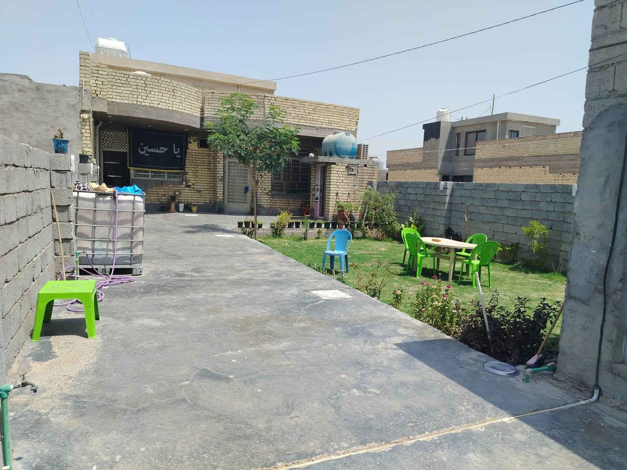 سلام عليكم الدر للبيع المكاسب قريت النصر الاولئ المساحة 450 واجها 10 نزال 45 الاستفسار *********** 
َ
