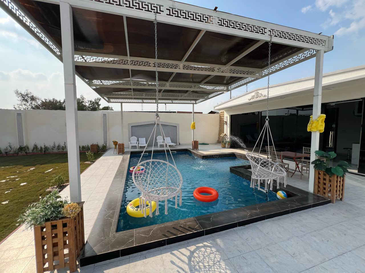 مزرعة للايجار
مكان بوعيثه 
موثقه في اجرلي- Ajirly لتأجير المزارع السياحية
للحجز ***********
