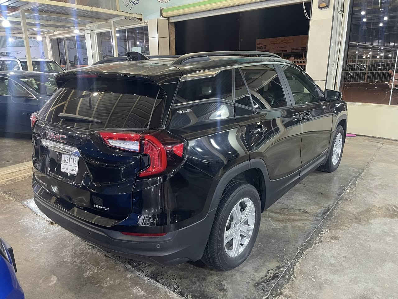 جمسي  تيران
موديل 2023

حر بدون رقم 

ماشيه 33  mi

مواصفات  SLE معروفة

محرك  4  1500 تيربو  

مفتاح التشغيل بصمه وتشغيل عن بعد

سياره فول مواصفات بانوراما

فورويل 

صندوق كهرباء

2 قطع تبريد 

5 بصمات أبواب

كشتات جلد وكهرباء

كشانات الاماميه كهرباء

تدفئة بالكشنات

سايد بريك بصمه

خز كشن

رادار امامي +تحديد مسار

رادار جانبي نظام النفاط العمياء

‏صور حادث في المنشور

‏مكان واسط كوت 

‏الاستفسار    ***********
