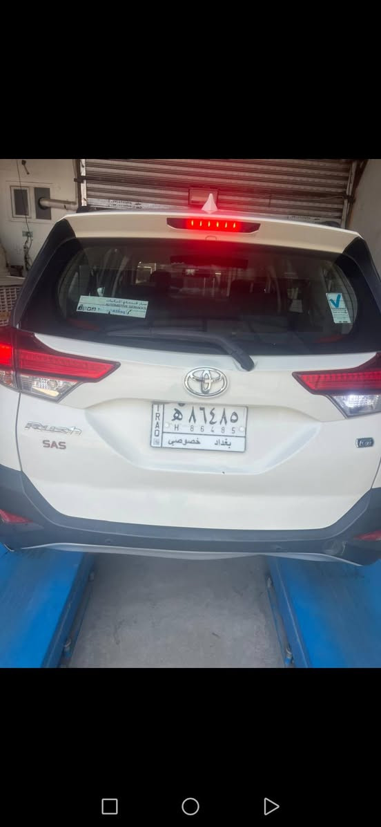 تويوتا راش موديل ٢٠٢٠
محرك 1500 تيربو بنيد مبدل ومصبوغ مع الدعامية
بدون لغود.. واكو بارد ببعض المكانات بس سيارة جاهزة من حيث الشكل سيارة جديدة كلش  السعر  110$  وبيها مجال غير متواجد عالفيس التواصل مع صاحب السيارة للاتصال
***********

