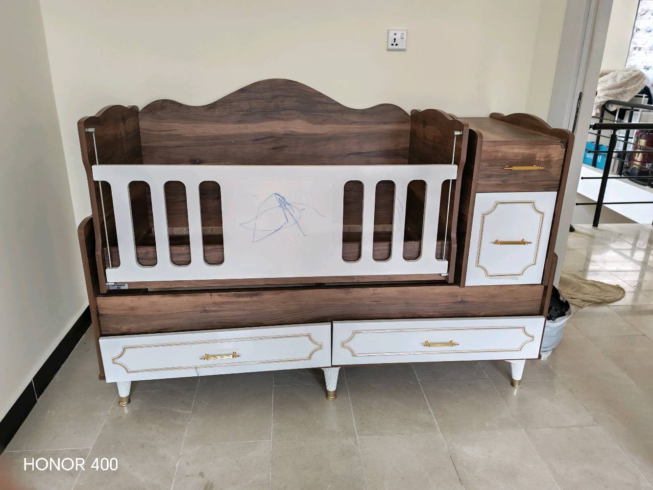 للبيع كامرا سياره 25
 سرير وكاروك طفل مع دوشك ب100