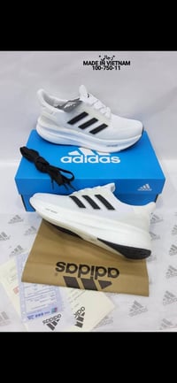 فيتنامي • رجالي ونسائي • الرياض