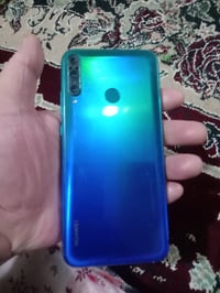 هواوي واي 7بي • ٦٤ • يحتاج بطارية