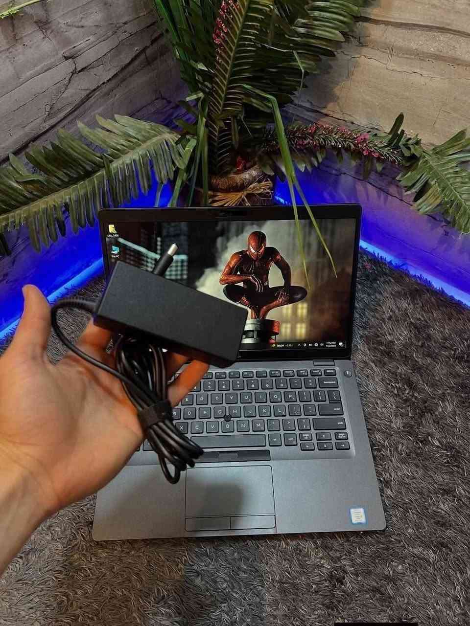 لابتوب Dell Latitude 540
السعر 250 الف دينار 
✨ خيار ممتاز للدراسة، الأوفيس، التصفح، المحاضرات الإلكترونية، والعمل اليومي بكفاءة واستقرار.
🔥 جهاز عملي بشاشة لمس يمنحك سهولة أكبر في الاستخدام والتنقل بين المهام.

 المعالج: Core i5 الجيل الثامن
 الرام: 8GB قابلة للزيادة
 التخزين: 256GB SSD سريع
 الشاشة: لمس (Touch Screen)
 كرت الشاشة الداخلي: 4GB
 البطارية: جديدة وتعمل من 3 إلى 5 ساعات استخدام

🎁 الهدايا المجانية:
 ✔️ ماوس
✔️ ماوس باد
✔️ حقيبة
✔️ الشاحن الأصلي

✅ فحص كامل قبل الإرسال
✅ فحص كامل قبل الدفع والاستلام
✅ ضمان 7 أيام استبدال عند وجود خلل مصنعي
✅ جاهز للاستخدام المباشر

📍 الموقع: بغداد – الأمين الثانية
🚚 التوصيل متوفر إلى جميع محافظات العراق
📞 للتواصل واتساب: ***********
