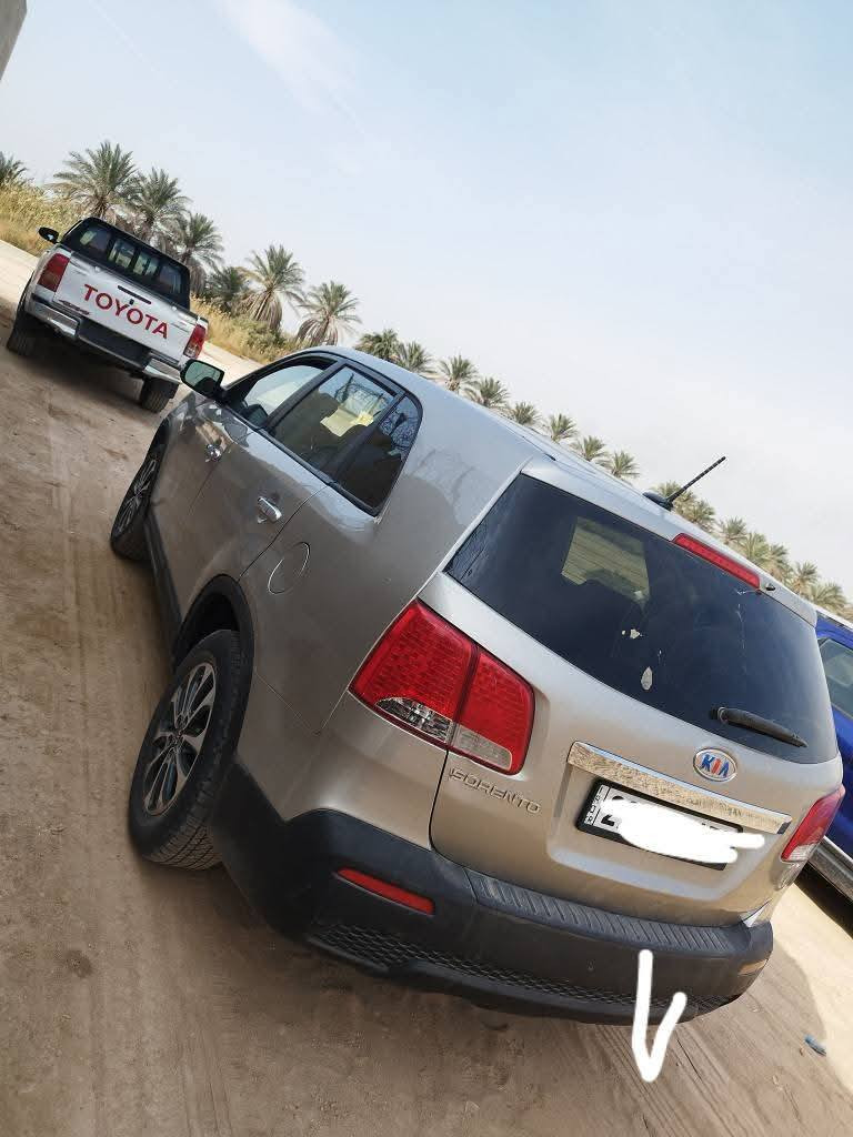 11 سورنتو بانزين 4 سلندر  مكينه كير تبريد حداده تخم تأير جاهزه من كلشي جديده كصه وحده ب55 وبيها مجال ***********البصره القرنه
