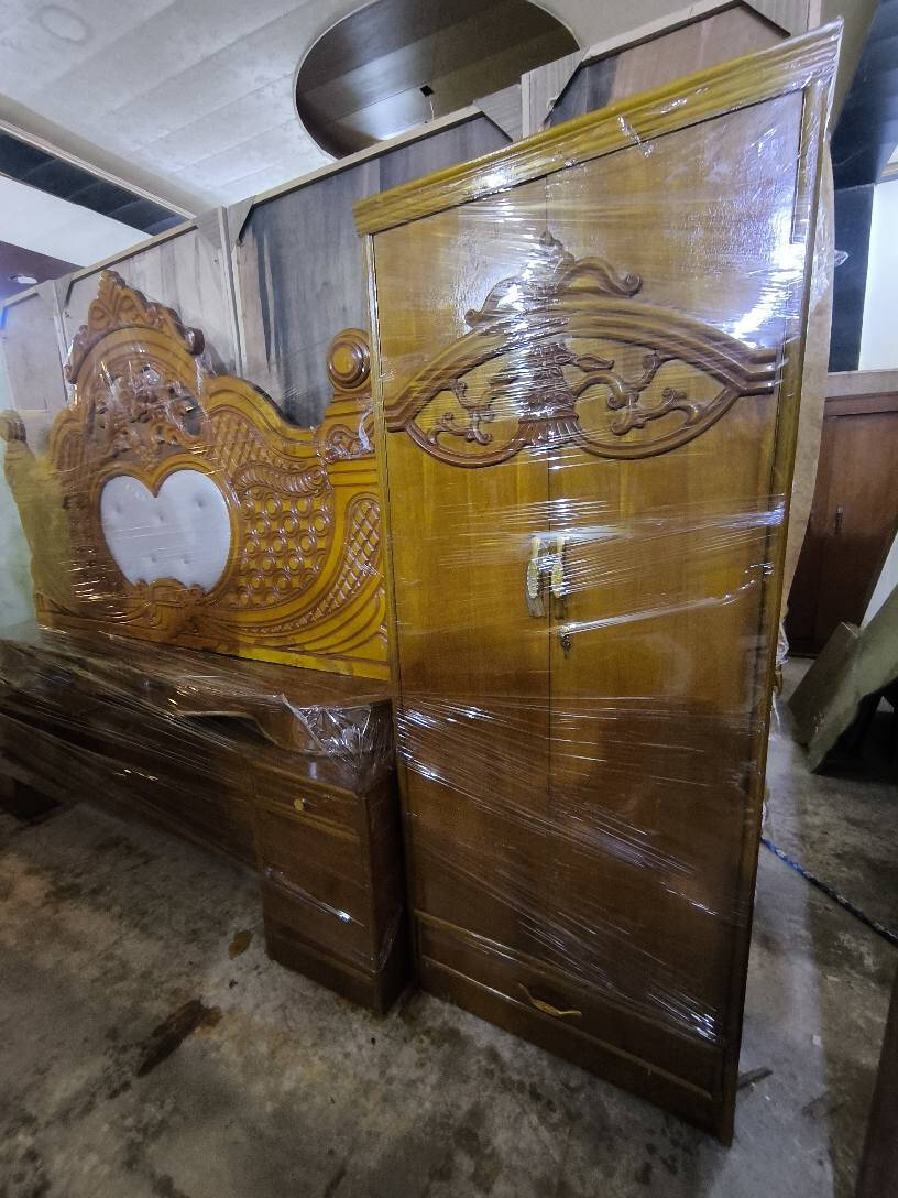 اسلام عليكم ورحمه الله 
غرفه نوم 6 باب صاج داخل خارج ضهر 
جرجوبه توصا بسعر 800 الموقع الكاطون الرازي شارع ابو رباح قرب شارع المدارس مزاد علي الجوراني ضي القمر *********** بعقوبة, ديالى
