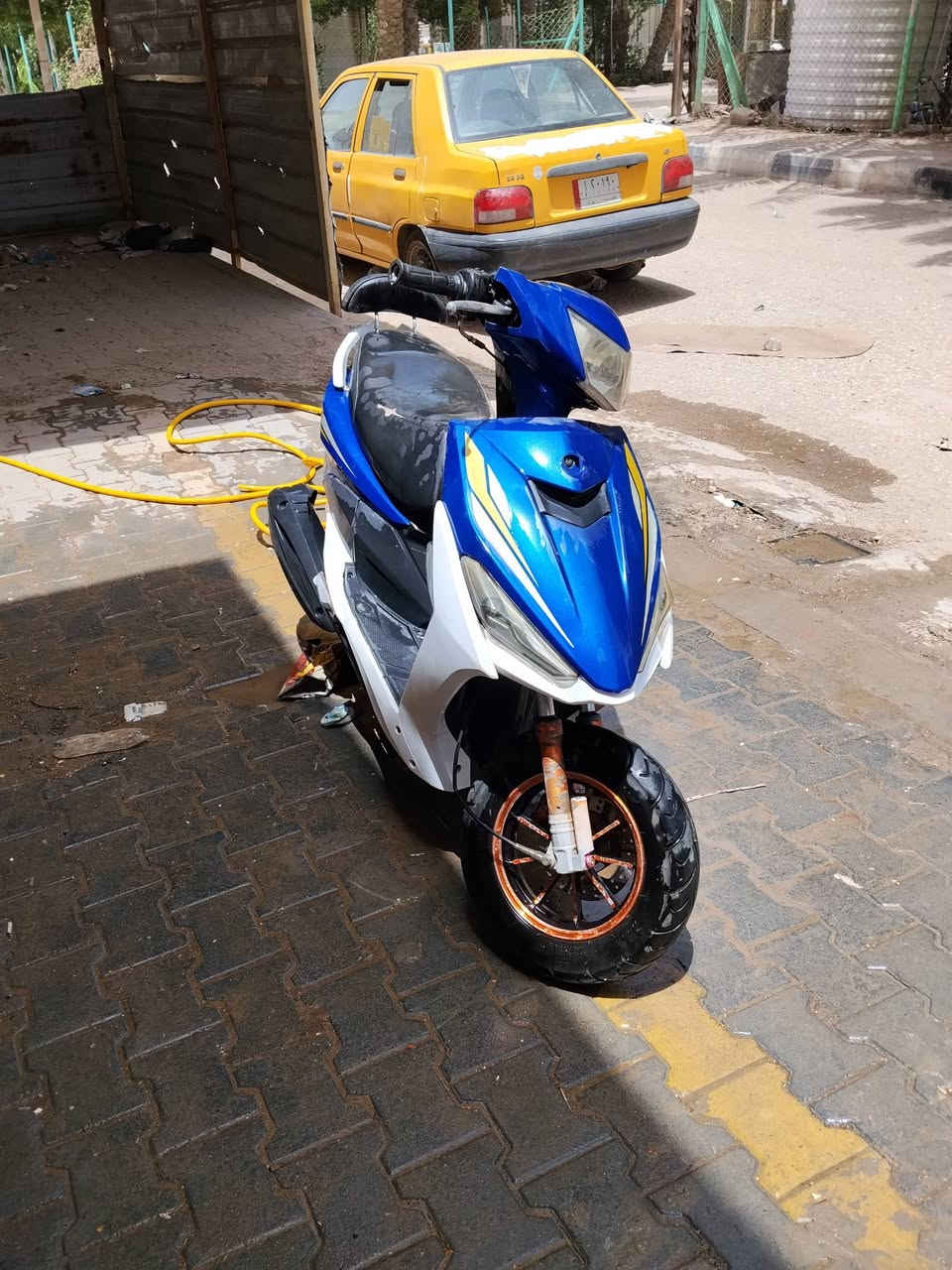 دراجه  نضيفه ما بيه اي نقص السعر 250


**إذا كنت صاحب هذا الإعلان وتريد حذفه لأي سبب، رجاءا أرسل رسالة إلى الدعم الفني**