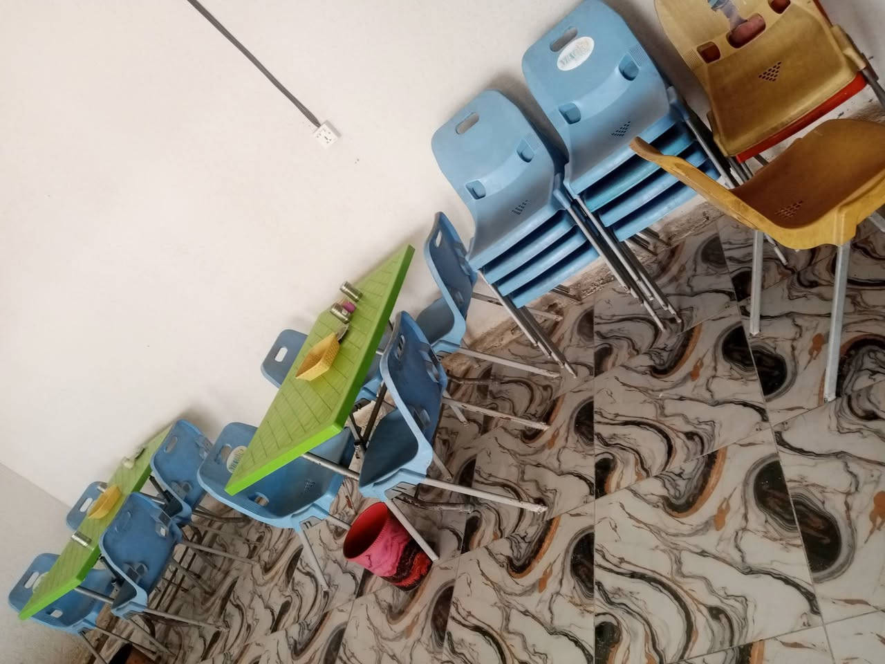 غراض تصفيه مطعم ابيع جوه سوك كرسي استخدام قليل اخو جديد سعره 6 طاوله طعام ب 13 الف فقط مكاني كربلاء شارع ابو مهدي مهندس ***********
عندي طباخات و اكو تانكي مي اكو سخان ماطور مي تفاصيل اكثر راسلني خاص
