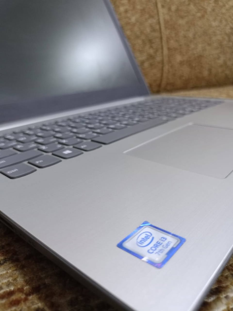 السلام عليكم  لابتوب البيع Lonovo 
***********

Intel(R) Core(TM) i3
7th Gen
2.30 GHz
RAM 4GB
HDD 128 MB
Windows 10 pro

