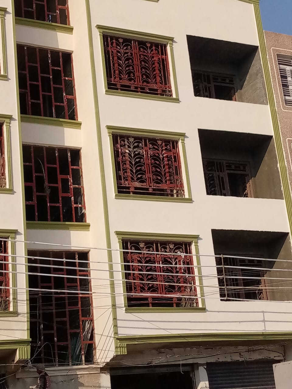 لباخ مصري متفرغ صقر ناعم وادرارا ونتر شغل درجه اولى ***********
