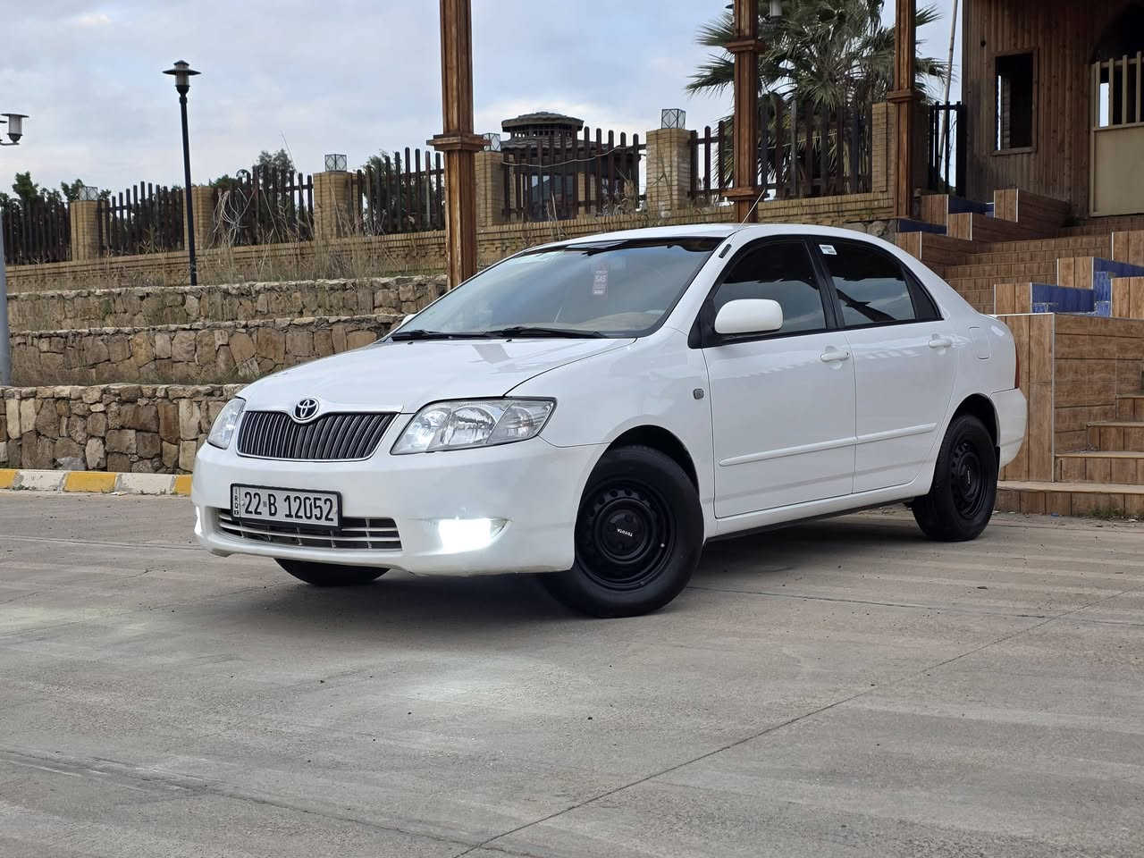 سلام عليكم من رخصة الأدمن المحترم عندي كورلاه ياباني اصل وفصل موديل 2007خليجي داخل اصفر فورميكا لون ابيض ثلجي محرك حجم 18المرغوب بشرط مامفتوح لاصرف ولابخار كير اوتوماتيك اسبير منازل بعدة ع بيلاد شريكة.سيارة بل حيقة احلا من صورة.بيهة ربع باب خلفي صبغ فقط وباقي مكفولة كفالة عامة.موصفات سيارة 4جام كهربائي قفل مركزي كنترول مرايات كهربائي لايتات زينون عدسة سيارة جديدة مابيهة دينار مصرف ترايك وين متريد 4اطارات وباتري كلة جديد صدر امامي وخلفي كله جديد رقم اربيل جديد لغاية 2028.بيهة بطاقة بانزين.سيارة باسمي شرط تحويل مباشر.رجاء مو شراي اعبر منشور بكلمة حلوة ملاحظة بدون مراوسة بدون اقصاط السعر 118وبيهة مجال كلش بصيط.لل شراي مكان سيارة كركوك شورجة لل تفاصيل خابر الرقم ***********
