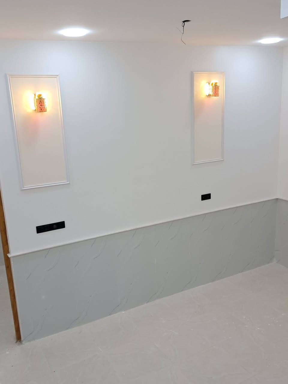 بيت البيع مساح 125عنوان حقل ثالث قرب فرن صمون تواصل على رقم ***********
