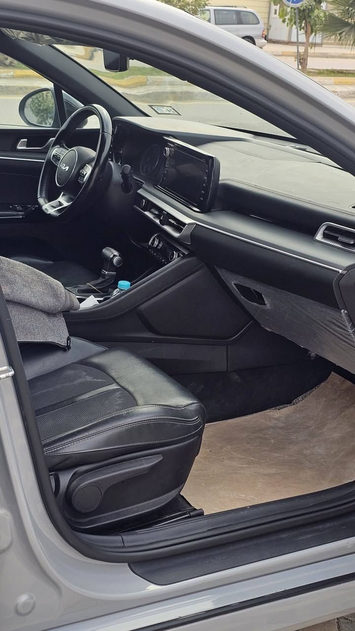 سلام عليكم كيK5 2024
رقم معوقين. تبديل بنيد وصبغ جاملغ
 بدون ضرر داخلي والباقي كفاله عامه
فول مواصفات 1/1 فئته GT ألاين 
عدا البنوراما
بصمه تشغيل / بصمه أبواب 
كشنات جلد / كشنات كرهبائيه 
سايد بريك بصمه / كأمره دواره 
تحكم إستران جهتين 
بلاجكتوات / اليت زنون 
فول الأخير 
سياره جاهزه محرك كير حداديه تبريد جاهزه الأخير 
السعر 178 وبيه مجال 
المكان الناصريه 
الاستفسار 
‭***********// ***********
