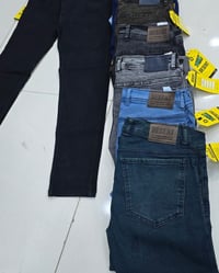 النطرون السوري • مقاسات ٢٩-٣٨ • ٨ ألوان