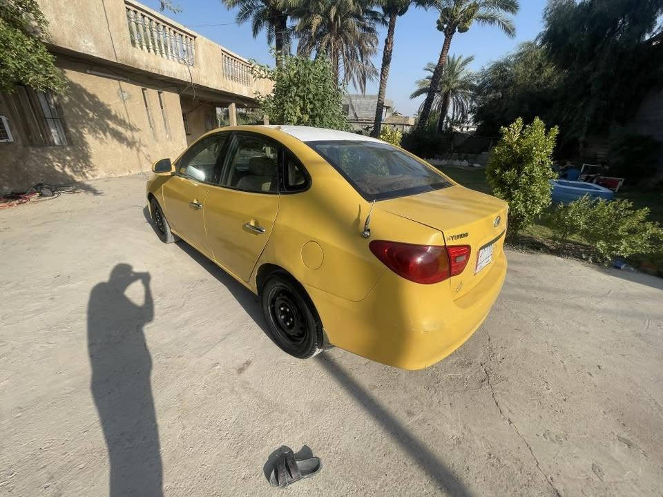 سلام عليكم النترا موديل 2009 كير محرك مكفولات تخم تاير تبريد شغال محرك 1600 سياره خليجي ما بيها ضربه قويه تحويل مباشر مكاني المدائن رقمي *********** سعرها 75 وبيها مجال مراوس بسوناتا ترهم
