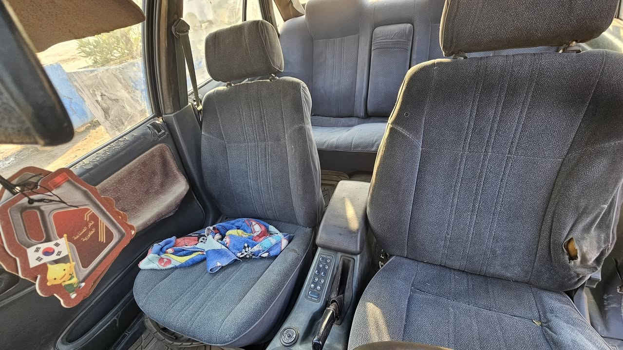 يالله
برنس للبيع 
موديل ١٩٩٤ بغداد الماني تحويل ثاني 
كير اوتوماتيك + محرك. خير من الله 
السيارة مثل ماموضح بلصور خارجها 
مكاني بغداد جسر ديالى الجديد 
السعر : 22 بيه مجال قليل 
هاتف ***********
